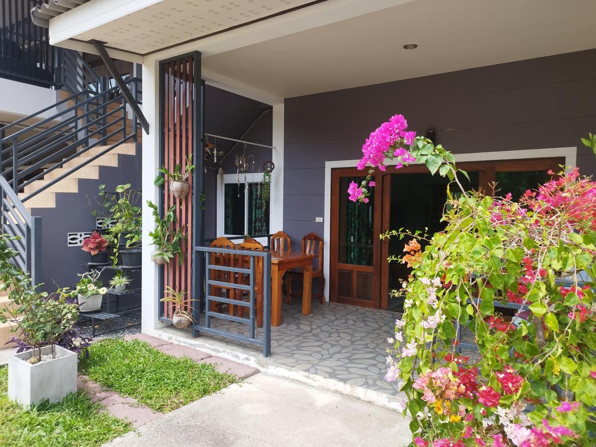 Palm Garden House Апартаменты